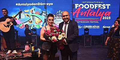 4. FoodFest Antalya Uluslararası Gastronomi Festivali’nde Ceylan Ertem rüzgarı