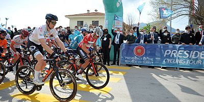 56. Cumhurbaşkanlığı Bisiklet Turu 5. Etabının startı Kemer'den verildi