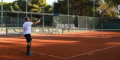 7.ANSİAD-ATİK Cumhuriyet Kupası T500 Masters Ulusal Tenis Turnuvası başladı