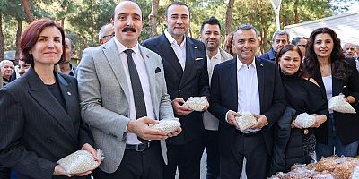 7. Geleneksel Çandır Fasulyesi Şenliği Konyaaltı Hayatpark'ta gerçekleştirildi