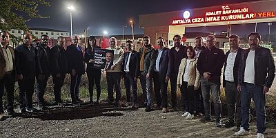 Adalet nöbetinde 3. gün... Adalet için uyumuyorlar