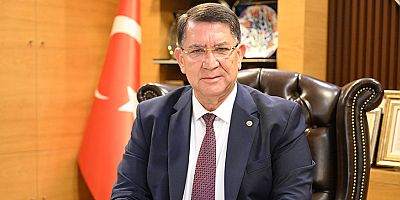 Adlıhan Dere: Annelerimiz hayatımızın ilk öğretmenidir