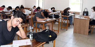 Ahmet Erkal Destek Eğitim Kurs Merkezi öğrencileri deneme sınavına girdi