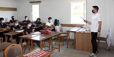 Ahmet Erkal Destek Eğitim Kurs Merkezi tam gün eğitime başladı