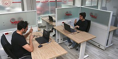 AİLEM Engelsiz İletişim Merkezi 335 bin 288 çağrıya çeviri desteği sağladı