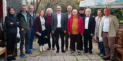 Akademisyenler Cem Kotan'la buluştu