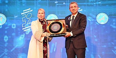 Akdeniz Üniversitesi 2024 yılı akademik töreni gerçekleştirildi