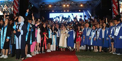Akdeniz Üniversitesi’nden 12 bin öğrenci mezun oldu