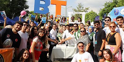 Akdeniz Üniversitesi Öğrenci Toplulukları Tanıtım Günleri başladı