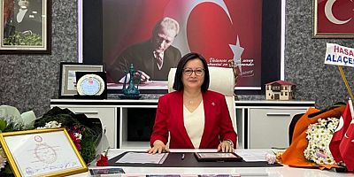 Akseki Belediye Başkanı İlkay Akça mazbatasını aldı