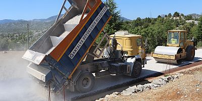 Akseki’de asfalt çalışması