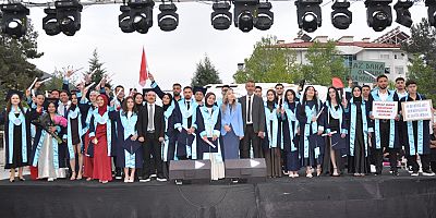 Akseki'de mezuniyet heyecanı