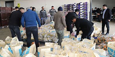 Aksu Belediyesi'nden yeni yıl öncesi ihtiyaç sahibi ailelere sosyal destek