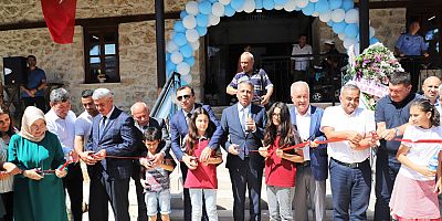 Aksu Belediyesi Taş Mektep Halk Kütüphanesi açıldı