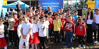 Aksu'da 29 Ekim Cumhuriyet Bayramı coşkuyla kutlandı