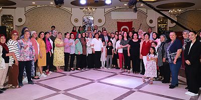 Aksu'da Anneler Günü programı