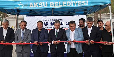 Aksu'da Antalya'nın en büyük sokak hayvanları bakımevi ve doğal yaşam alanı açıldı