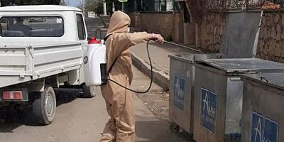 Aksu'da çöp konteynerleri dezenfekte ediliyor