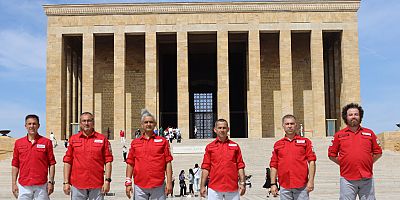 AKUT'un yeni yönetim kurulundan Anıtkabir ziyareti
