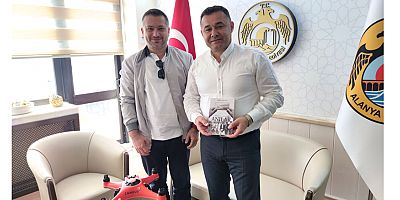 Alanya Belediye Başkanı Yücel Cankurtaran Drone Projesi'ni inceledi