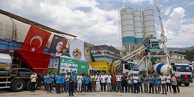 Alanya Belediyesi bünyesine kazandırılan yeni beton tesisi ve araçlar hizmete başladı