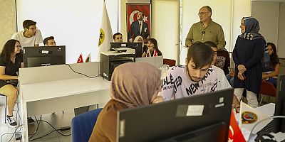 Alanya Belediyesi Fahri Gürses Etüt ve Destek Eğitim Kursu'nda tercih heyecanı