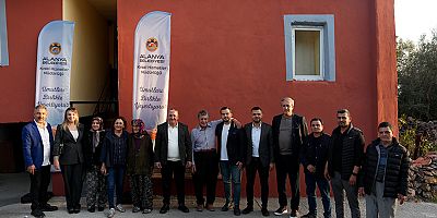 Alanya Belediyesi ihtiyaç sahibi ailenin evini yeniledi