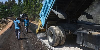 Alanya Belediyesi'nden batıda iki koldan asfalt çalışması