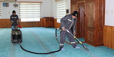 Alanya Belediyesi'nden camilerde temizlik çalışması