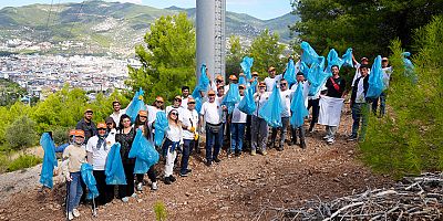 Alanya Belediyesi'nden Erasmus Günleri'nde kale temizliği