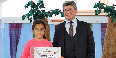 Alanya Belediyesi'nden kitap kurtlarına hediye