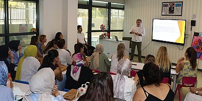 Alanya Belediyesi'nin öğretmenlerine eğitim verildi