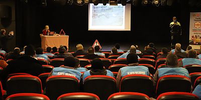 Alanya Belediyesi şoförlerine trafik eğitimi verildi