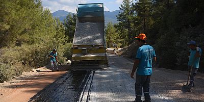 Alanya Belediyesi ulaşıma konfor katmaya devam ediyor