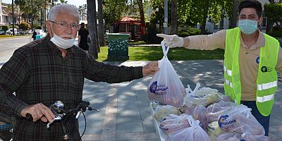Alanya’da elmalar Büyükşehir’den…