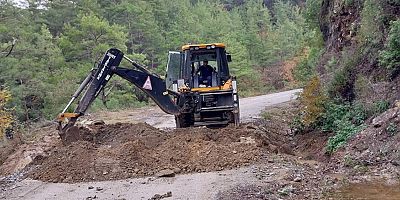 Alanya’da yol bakımları sürüyor 