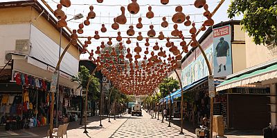 Alanya'nın sembolleşen Kabak Sokağı yeniden hayat buluyor