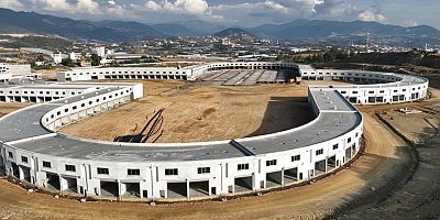 Alanya Toptancı Hali’nin yüzde 91’i tamamlandı