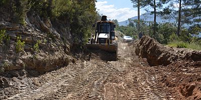 Alanya Üzümlü yolu genişletiliyor