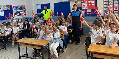 Alanya ve Manavgat'ta öğrencilere trafik eğitimi veriliyor