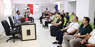 Alanyalı çiftçilere tarımın geleceği anlatıldı