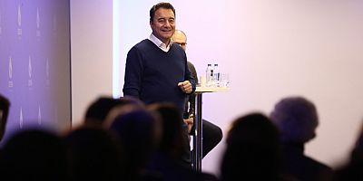 Ali Babacan beklenen Gençlik Eylem Planı'nı açıkladı