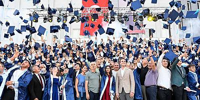 Ali Bahar AOSB Teknik Koleji'nde ilk mezuniyet coşkusu: 254 öğrenci kep attı