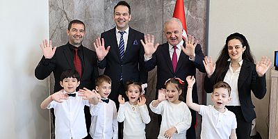 ALKÜ'de 23 Nisan coşkuyla kutlandı