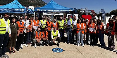 ALKÜ'de bahar coşkuyla karşılandı