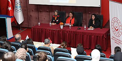 ALKÜ'de kadına karşı şiddetle mücadeleye dikkat çekildi