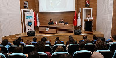 ALKÜ'de yurt dışında eğitimler konusu anlatıldı