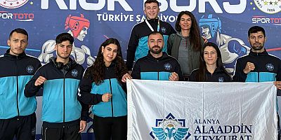 ALKÜ'lü milli sporcu kick boksta şampiyon oldu