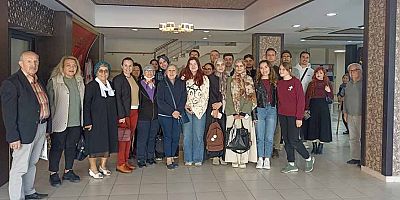 ALKÜ'lü öğrencilerden huzurevine anlamlı ziyaret