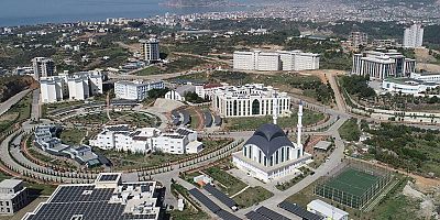 ALKÜ Turizm Fakiltesinde akredite başarısı